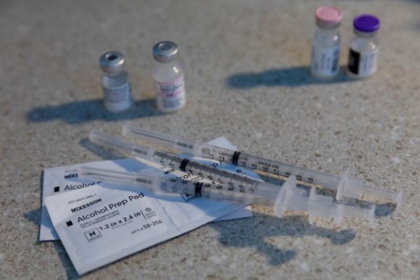 Κοροναϊός – Πόσο αποτελεσματικά είναι τα εμβόλια mRNA – Τι έδειξε μελέτη σε υγειονομικούς