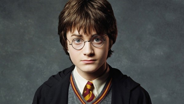 Ο… αληθινός Χάρι Πότερ πουλάει την σπάνια πρώτη έκδοση για 40.000