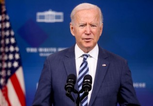 ΗΠΑ – Ο Τζο Μπάιντεν επισκέφθηκε αμερικανούς που τραυματίστηκαν στην Καμπούλ