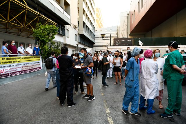 Κοροναϊός – Επίθεση στο Facebook κατά του συζύγου της αντιεμβολιάστριας που πέθανε στον «Ευαγγελισμό»