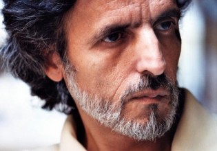 Κώστας Τριπολίτης – Ο πολιτικοποιημένος ποιητής της στιχουργικής έχει γενέθλια