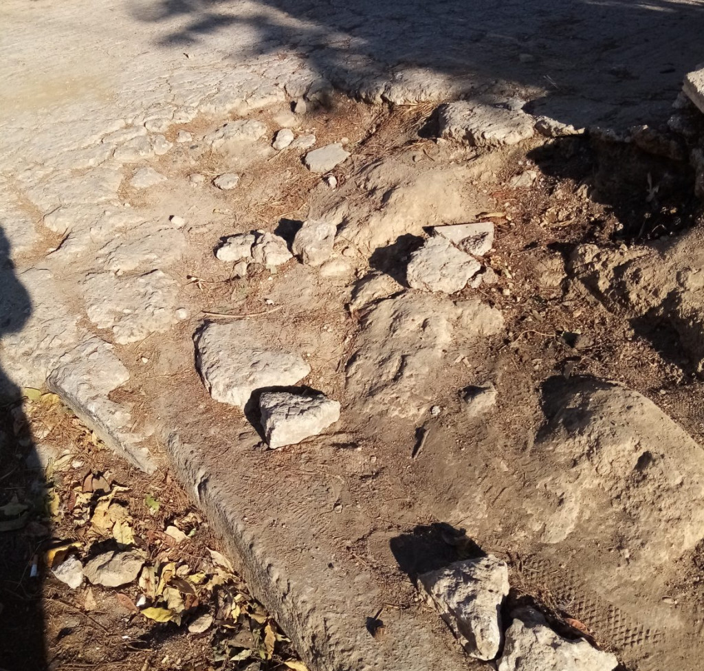 Δήμος Αγίας Παρασκευής: Δρόμοι παγίδες