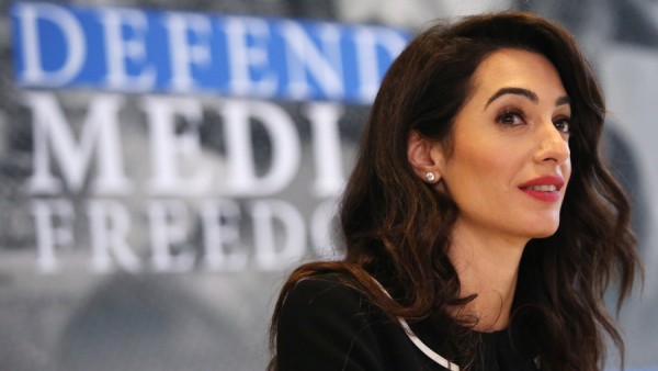 Διεθνές Ποινικό Δικαστήριο Χάγης – Ανέθεσε στην Αμάλ Κλούνεϊ θέση ειδικής συμβούλου για τη σύρραξη στο Νταρφούρ