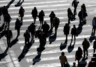 ΕΛΣΤΑΤ – Μειώθηκε στο 15,8% η ανεργία το β’ τρίμηνο του 2021