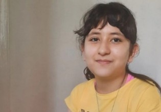 Αρεζού σε παιδιά στη Μόρια – «Πρέπει να παλέψετε για την εκπαίδευσή σας»