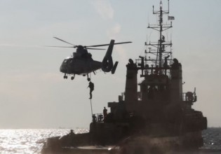 Θεσσαλονίκη – Tα «κομάντο» του Λιμενικού σε δράση