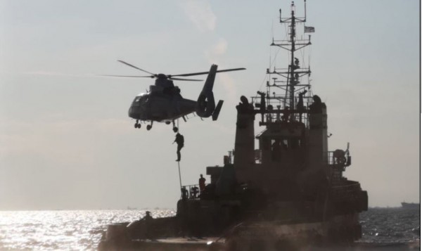 Θεσσαλονίκη – Tα «κομάντο» του Λιμενικού σε δράση