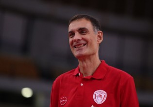 Μπαρτζώκας – «Είμαι ευχαριστημένος με την ομάδα»