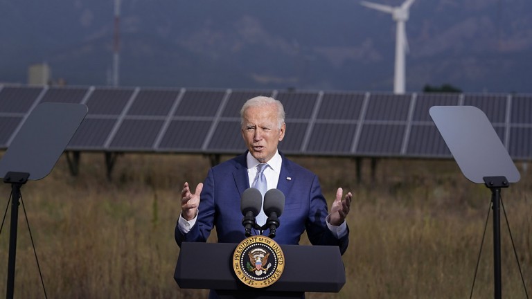 Μπάιντεν – Πάνω από 100 δισ. δολάρια θα κοστίσουν φέτος τα ακραία καιρικά φαινόμενα στις ΗΠΑ