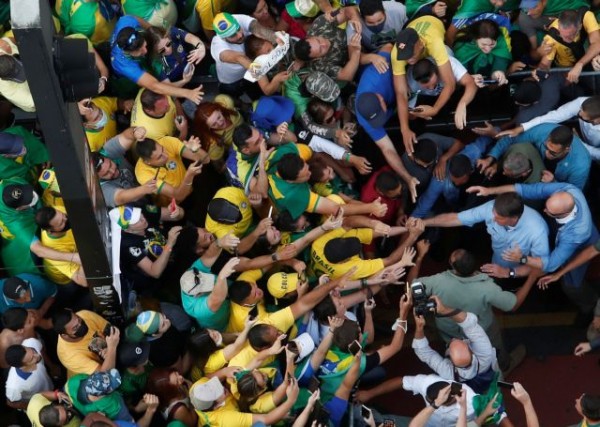 Βραζιλία – Ο Μπολσονάρου απειλεί Ανώτατο Δικαστήριο που διέταξε έρευνα σε βάρος του