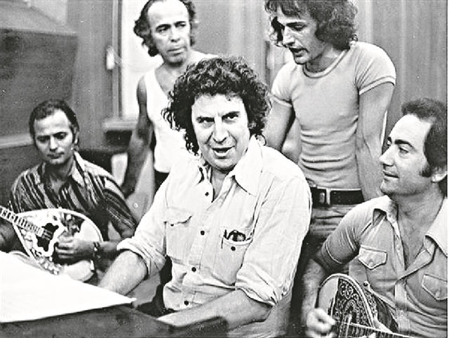 Κώστας Παπαδόπουλος – «Γυρίσαμε στον Μίκη μετανιωμένοι»