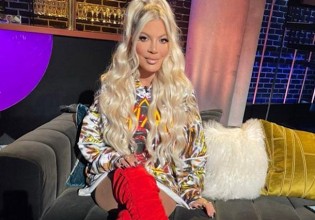 Tori Spelling – Απαντάει για πρώτη φορά για τις πλαστικές και την ομοιότητα της με τις Καρντάσιαν