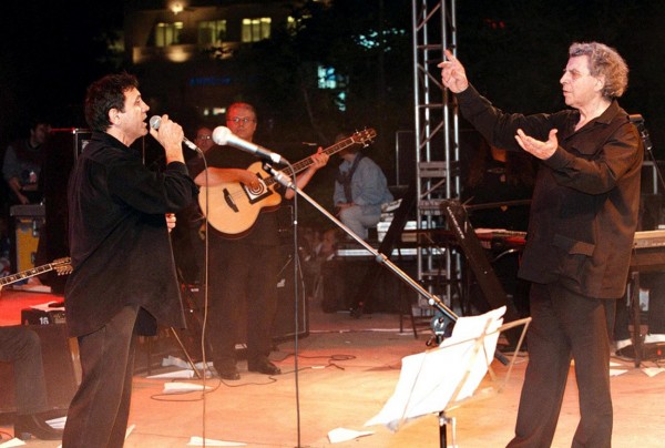 Ο Γιώργος Νταλάρας για τον Μίκη Θεοδωράκη – «Έφυγε η φθαρτή υπόσταση, το πνεύμα όμως μένει»