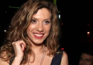 Η Σύλβια Δεληκούρα ποζάρει topless στην παραλία και… αναστατώνει τον ανδρικό πληθυσμό