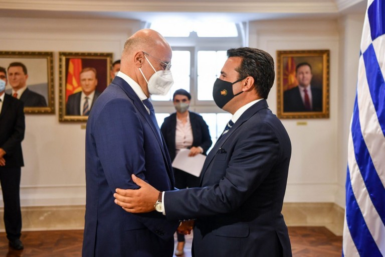 Βόρεια Μακεδονία – Τι ανακοίνωσε η κυβέρνησή της για τη συνάντηση Ζάεφ – Δένδια