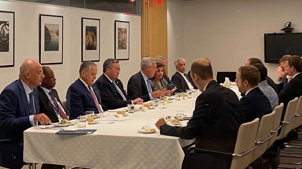 Νέα Υόρκη – Συμμετοχή Δένδια σε κλειστή συνάντηση για το Αφγανιστάν