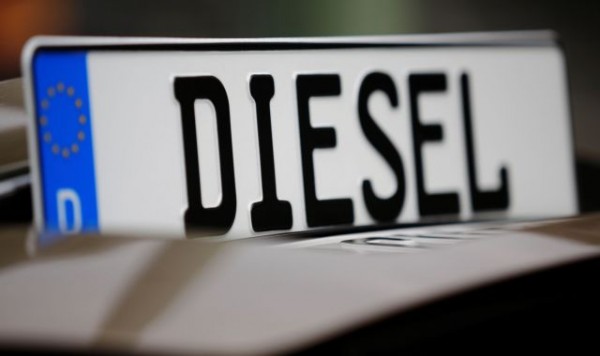 Τη νέα επιδότηση στο diesel κίνησης εξετάζει η κυβέρνηση