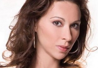 Δώρα Χρυσικού και Στέφανος Κυριακίδης ψηφίζουν Γη της Ελιάς στο MEGA το καλό