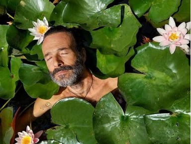 Θανάσης Ευθυμιάδης – Επιστροφή στην τηλεόραση σε εκπομπή-έκπληξη