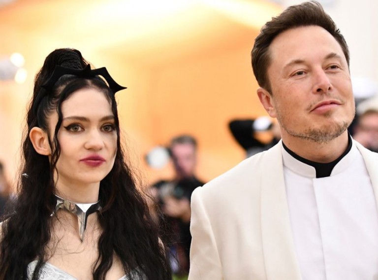 Grimes – Χώρισε με τον Έλον Μασκ μετά από τρία χρόνια σχέσης