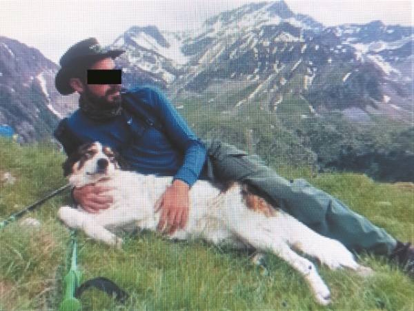 Ο «εμπρηστής» με το… άσπρο άλογο που έσωζε πυρόπληκτους