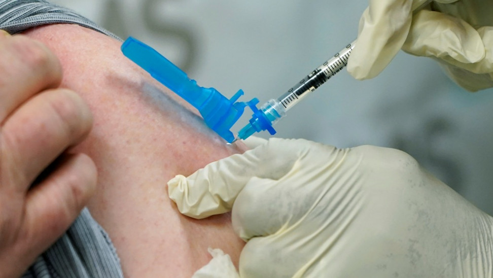 Θεμιστοκλέους - To 57,7% του γενικού πληθυσμού έχει εμβολιαστεί πλήρως
