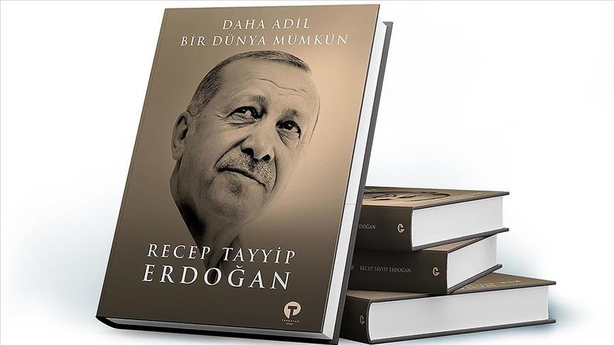 Ρετζέπ Ταγίπ Ερντογάν – Κυκλοφόρησε το βιβλίο του στην Τουρκία