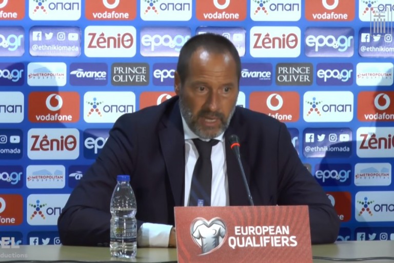 Φαν Σιπ – «Βλέπουμε άδεια γήπεδα, μόνο ο Ολυμπιακός γεμίζει το δικό του»