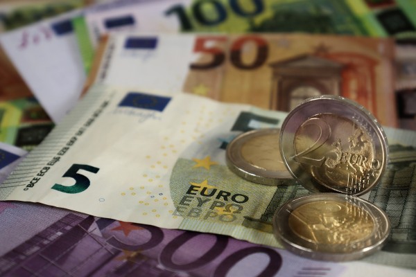 ΟΠΕΚΑ – Έρχονται πληρωμές 387 εκατ. ευρώ για 14 επιδόματα