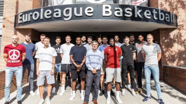 Euroleague – Συνάντηση των παικτών με τον Τζόρντι Μπερτομέου