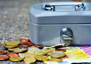 Τράπεζες – Η ρευστότητα που διαθέτουν ξεπέρασε τα 77 δισ. ευρώ