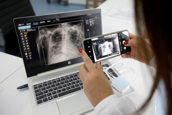 Καμπανάκι κινδύνου από ΠΟΕΔΗΝ – Σε οριακή κατάσταση οι ΜΕΘ στη Β. Ελλάδα