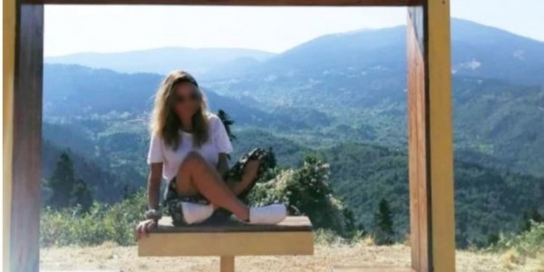 Σοκάρει η μητέρα της Γαρυφαλλιάς – «Ακούω ακόμη τα βήματά της στο σπίτι»