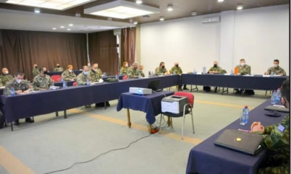 Το ΓΕΕΘΑ εκπαιδεύει στα δόγματα του ΝΑΤΟ τις Ένοπλες Δυνάμεις της Βόρειας Μακεδονίας