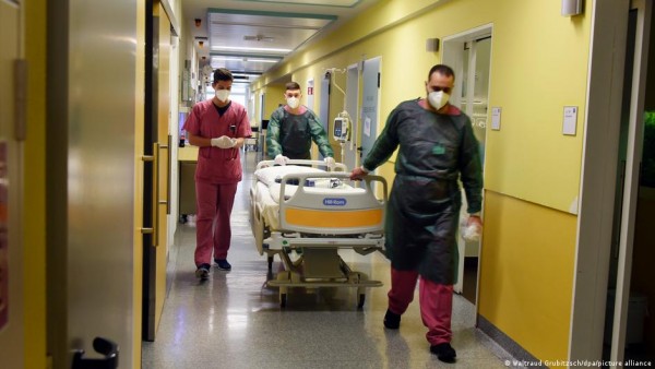 Η οργή του νοσηλευτικού προσωπικού για τους ανεμβολίαστους – «Πολύ θα ήθελα να του δώσω μία» Η οργή του νοσηλευτικού προσωπικού για τους ανεμβολίαστους – «Πολύ θα ήθελα να του δώσω μία»