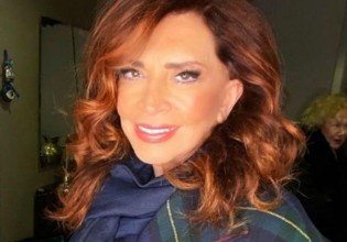 Μιμή Ντενίση – Η φωτογραφία της με μαγιό από τις διακοπές της