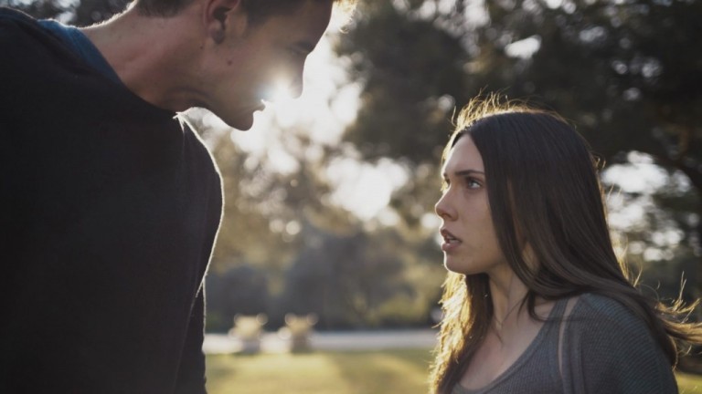 «Η Γης της Ελιάς» Spoiler – Η βεντέτα «άναψε» – Χαροπαλεύει ο Στέφανος, τα βλέμματα όλων στην οικογένεια Στεφανέα