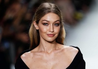 Gigi Hadid – Ποζάρει σαν… καουμπόισσα με την αξιολάτρευτη κόρη της