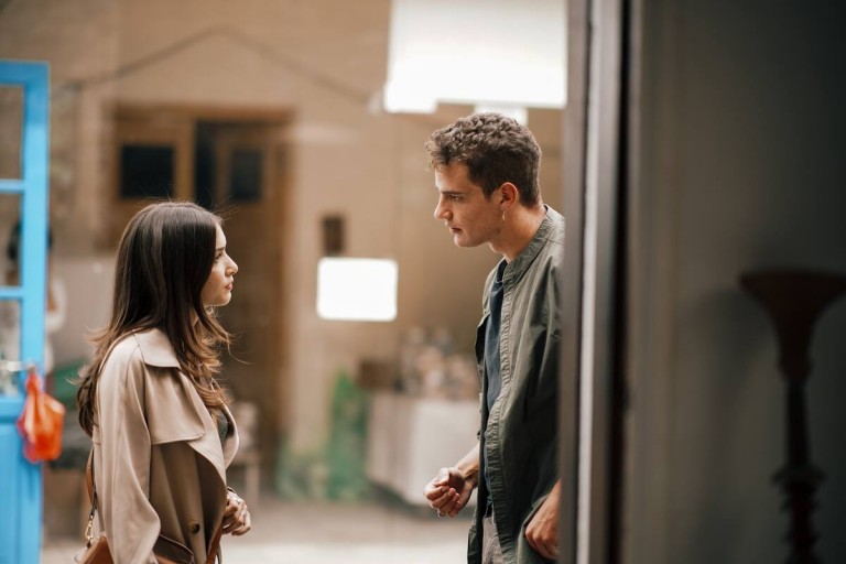 H Γη της Ελιάς – Καταιγιστικές οι εξελίξεις στο 2ο επεισόδιο – Ποιος ήρωας πυροβολεί τον Στέφανο