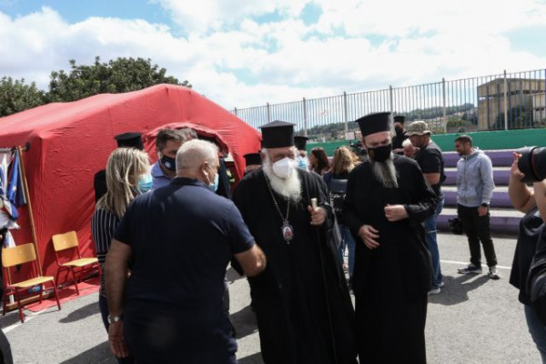Σεισμός – Στο Αρκαλοχώρι ο αρχιεπίσκοπος Ιερώνυμος – «Στήριξη με έργα-όχι με λόγια από την Εκκλησία»