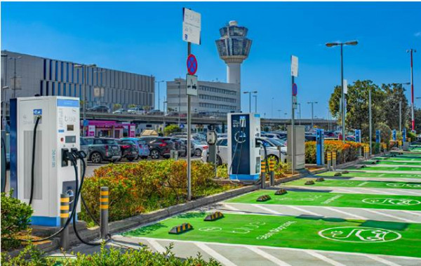 Ηλεκτροκίνηση – Τον μεγαλύτερο σταθμό φόρτισης στην Ελλάδα απέκτησε το «Ελ. Βενιζέλος»