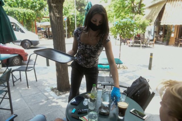 Κύμα ακρίβειας – «Φαρμάκι» γίνεται ο καφές –  Πόσο θα αυξηθεί η τιμή του