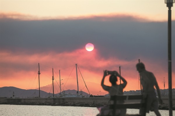 Έως 12.000 πρόωροι θάνατοι κάθε χρόνο από μολυσμένο αέρα