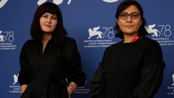 Φεστιβάλ Βενετίας – Φανταστείτε μια χώρα χωρίς καλλιτέχνες – Κραυγή βοήθειας από δύο Αφγανές κινηματογραφίστριες