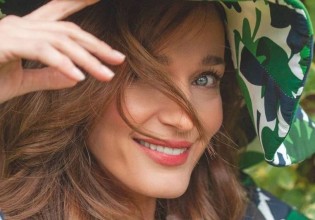 Κάτια Ζυγούλη – Τρυφερά σημειώματα – «Ψάξε την αγάπη στις λεπτομέρειες»