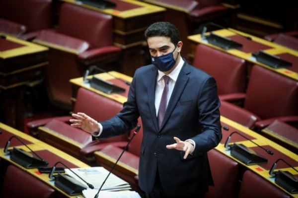 ΚΙΝΑΛ – Συνάντηση με την Επιτροπή Ανταγωνισμού για τις ανατιμήσεις – Μειώσεις φόρων και ελέγχους στην αγορά ζήτησε ο Κατρίνης