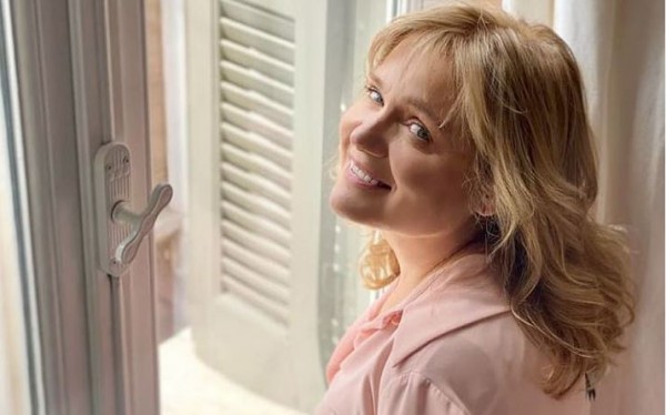 Η φωτογραφία της Μαρίας Καβογιάννη από τους Παξούς με Χαρούλα Αλεξίου και Κλέλια Ανδριολάτου