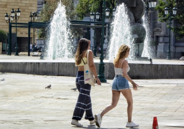 Κοροναϊός – Πού εντοπίζονται τα 2.871 κρούσματα – Δείτε αναλυτικά τον χάρτη της διασποράς