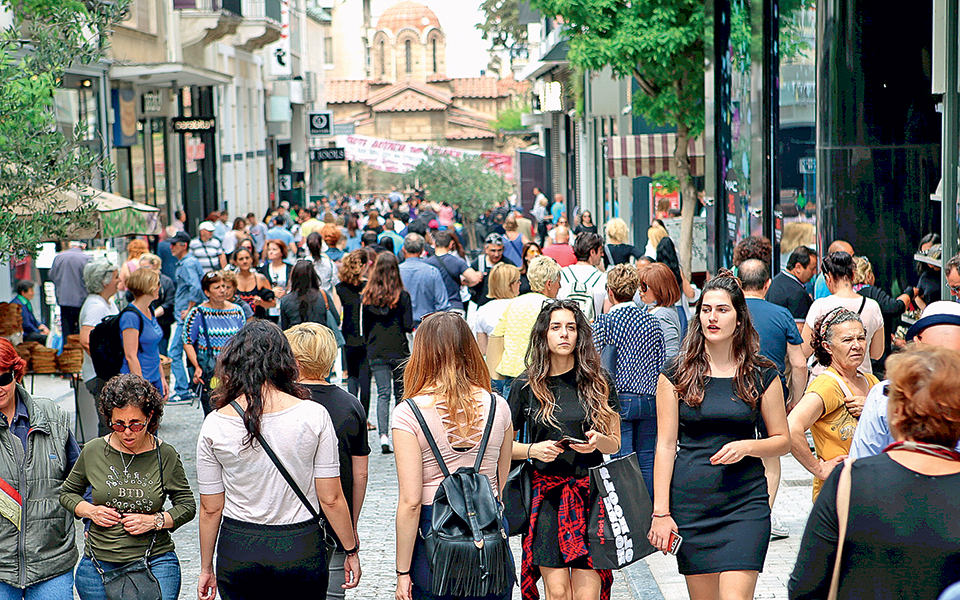 Απογραφή – Μεγάλη μείωση του πληθυσμού της Ελλάδας – Οι μεταβολές ανά νομό