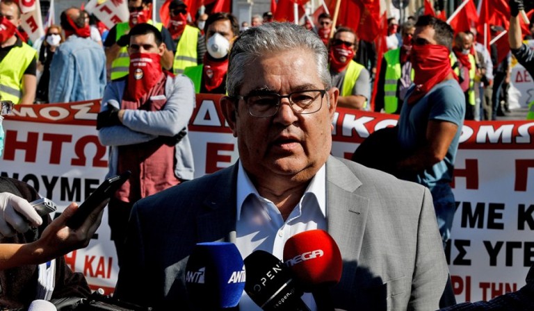 ΔΕΘ – Παρών στο συλλαλητήριο του ΠΑΜΕ ο γγ του ΚΚΕ, Δ. Κουτσούμπας